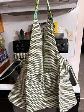 Kitchen | Apron Reversible Home Made Dots On One Side And Circle ...